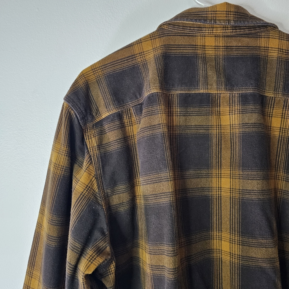 Carhartt Original Fit Plaid Flannel Button Down Shirt Sz L - Picture 8 of 9